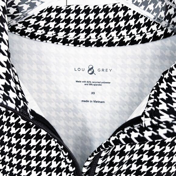 Lou & Grey Houndstooth Feel Good Zip Top - Picture 4 of 6